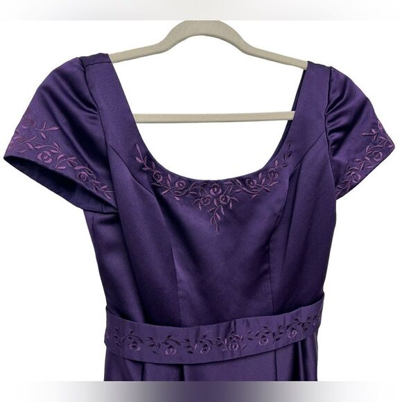 Mori Lee Purple Gown Formal Dress Embroidered Flowers Floral Purple Prom Dress - Picture 3 of 12